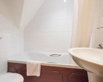 Lanteglos Country House Hotel - Camelford - Badkamer