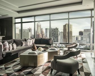 Four Seasons Hotel Kuala Lumpur - Kuala Lumpur - Living room
