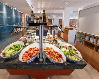 Hotel Montecarlo Spa & Wellness - Roses - Buffet