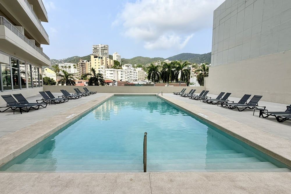 Holiday Inn Acapulco Amarea by IHG - אקפולקו - בריכה