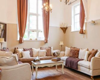 The Old School - Downham Market - Sala de estar