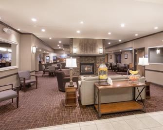 Holiday Inn Express & Suites Yankton - Yankton - Sala de estar