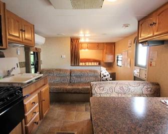 Trailer house / Matsumoto Nagano - Matsumoto - Kitchen