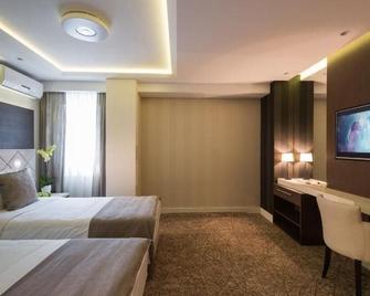 Garni Hotel Aveny - Čačak - Bedroom