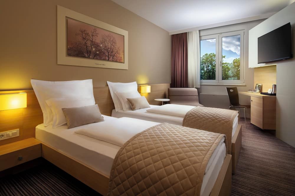 Ahotel Ljubljana - ליובליאנה - חדר שינה