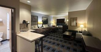 Super 8 by Wyndham Columbia East - Columbia - Chambre