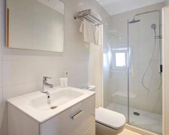 Hotel Colonial - Colònia de Sant Jordi - Baño