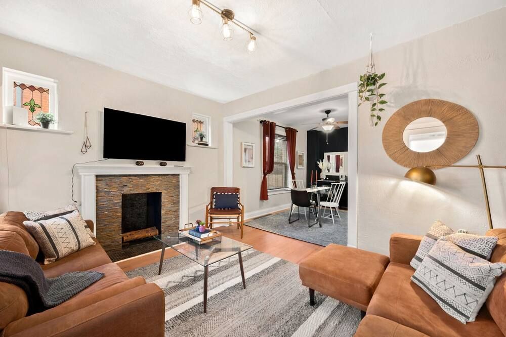 Explore Denver From Our Spacious Retreat - Denver - Wohnzimmer