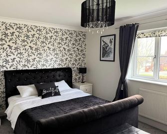 Rhuddlan-5bedroom-4bathroom-Petfriendly- - Rhyl - Ložnice
