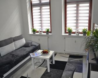 Apartment Editha Wohnung im EG Zentrumsnah - Magdeburg - Pokój dzienny