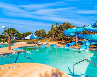 Lavish All-Suite w/ Tennis Courts: Near Pool, Golf - Lakeway - Bazén