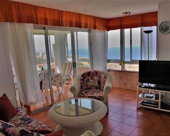 Penthouse-apartment mit 140 qm - Direkter Merresblick - Santa Pola - Sala de estar