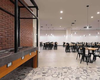 Park Inn by Radisson Makkah Thakher Algharbi - Mecca