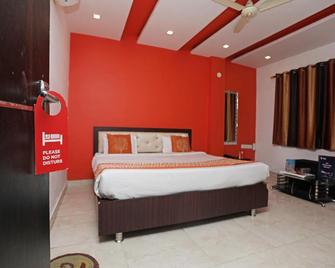 OYO 9907 Hotel Bridge View - Kanpur