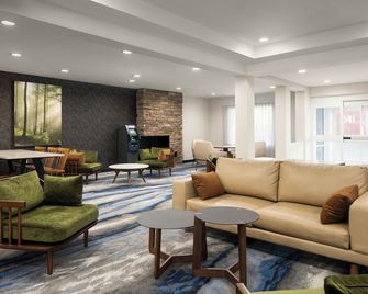 Fairfield Inn & Suites by Marriott Newark Liberty Int'l Airport - Newark - Lounge