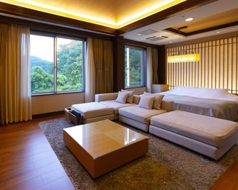 Hotel Gendairakuen Isehara - Adults Only - Isehara