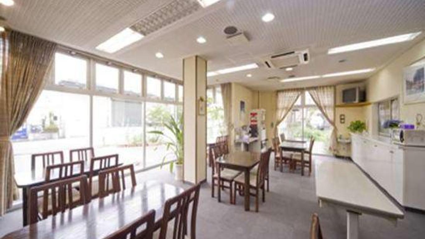 ビジネスホテルアートプラザ