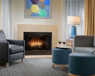 Sonesta ES Suites Cleveland Westlake - Westlake - Vardagsrum