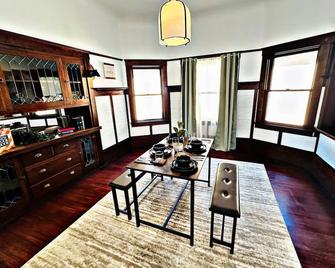 Victorian Vibes - Downtown Delight - Sacramento - Spisestue