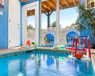 Family Oasis By Ghosal Luxury Lodging - Sevierville - Piscine