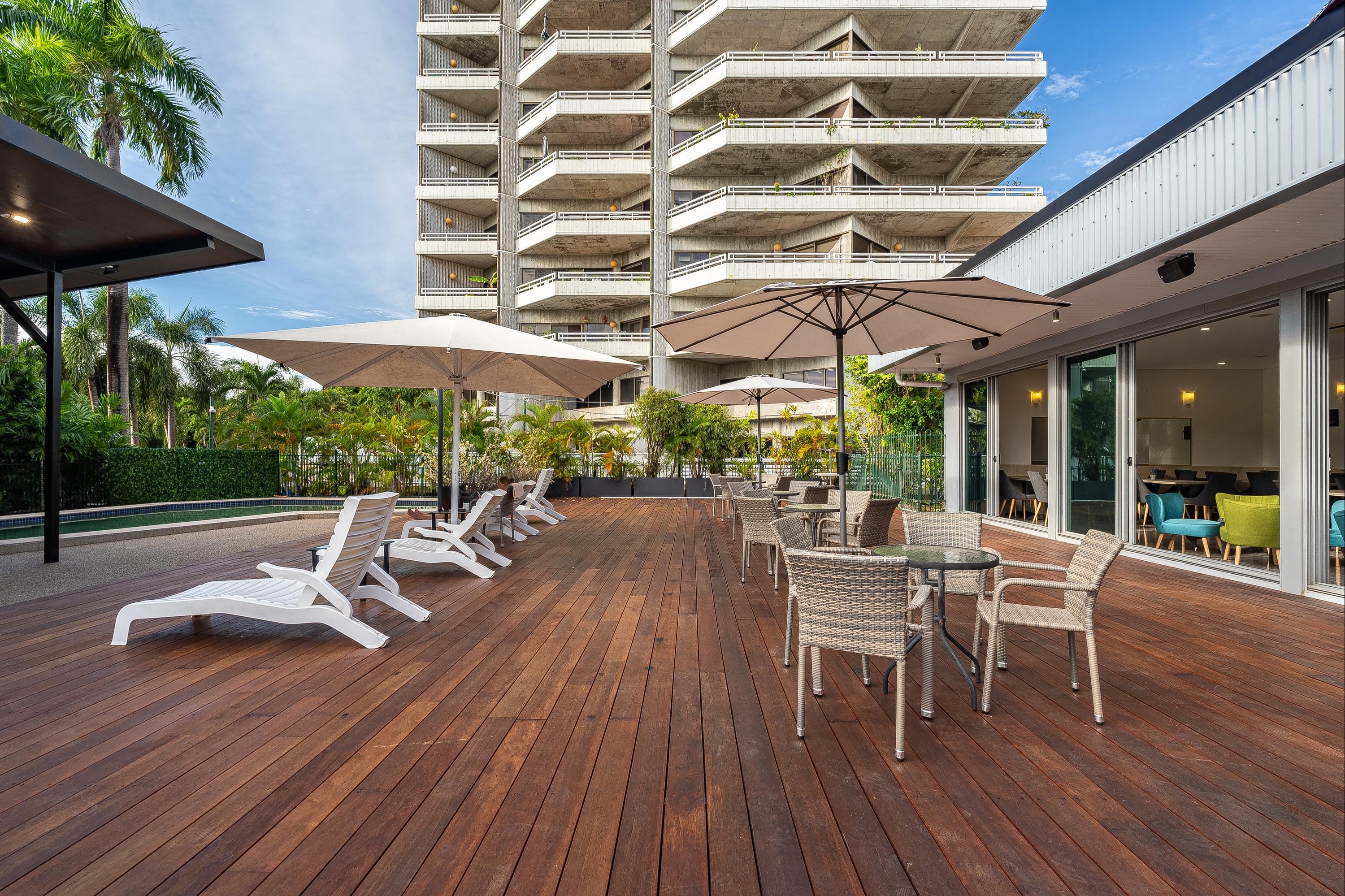 فيتينا ستوديو موتل