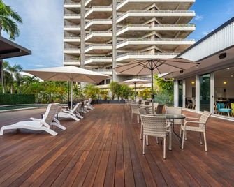 فيتينا ستوديو موتل - داروين - شرفة مرصوفة