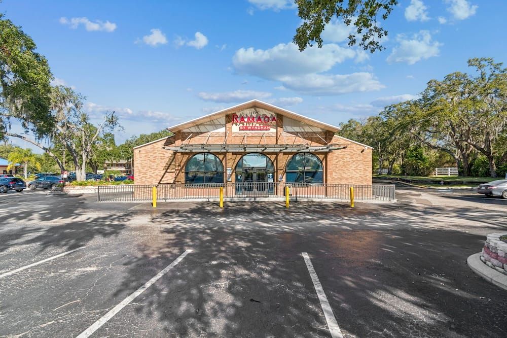 Ramada by Wyndham Temple Terrace/Tampa North - Tampa