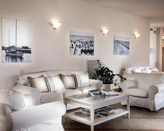 Hotel Valverde & Residenza - Cesenatico - Living room