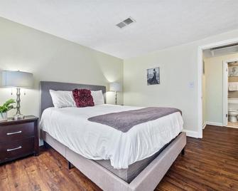 2 King Beds , 8 miles to Trilith, Pets friendly, Quiet neighborhood - Peachtree City - Slaapkamer