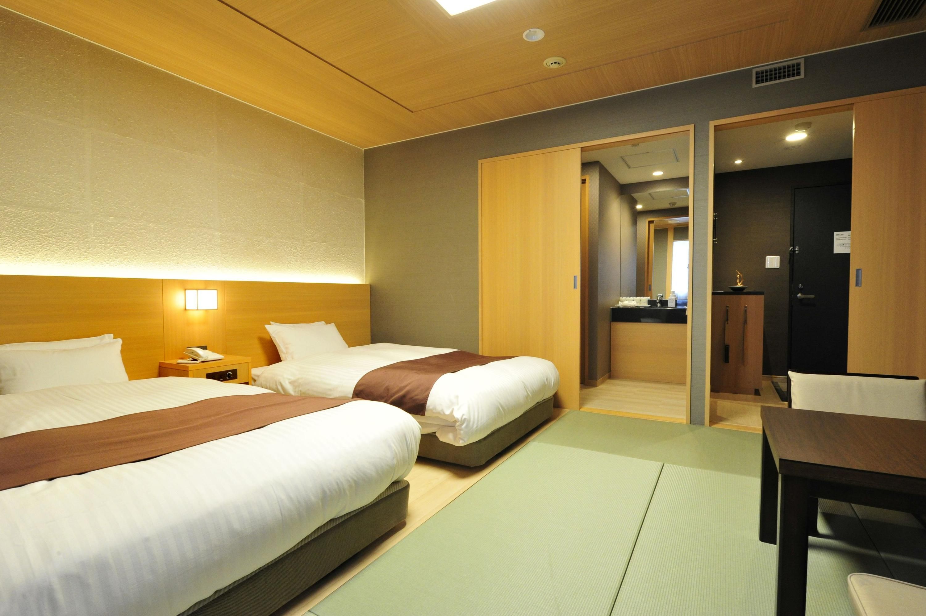 Niseko Hot Spring Ikoino Yuyado Iroha - Niseko