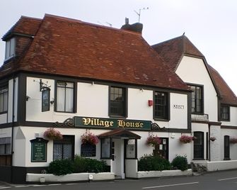 Village House Coaching Inn - Worthing - Gebäude