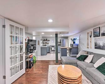 3 Mi to Dtwn Seattle Queen Anne Apartment! - Seattle - Sala de estar