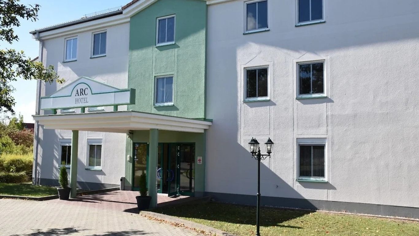 Arc Hotel