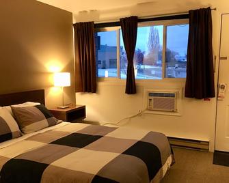 The Canterbury Inn of Downtown Invermere - Invermere - Bedroom