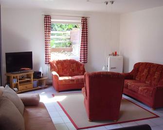 Ferienwohnung Bunsoh - Albersdorf - Sala de estar