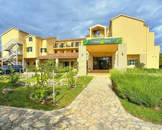 Hotel Vrata Krke - Lozovac - Bâtiment