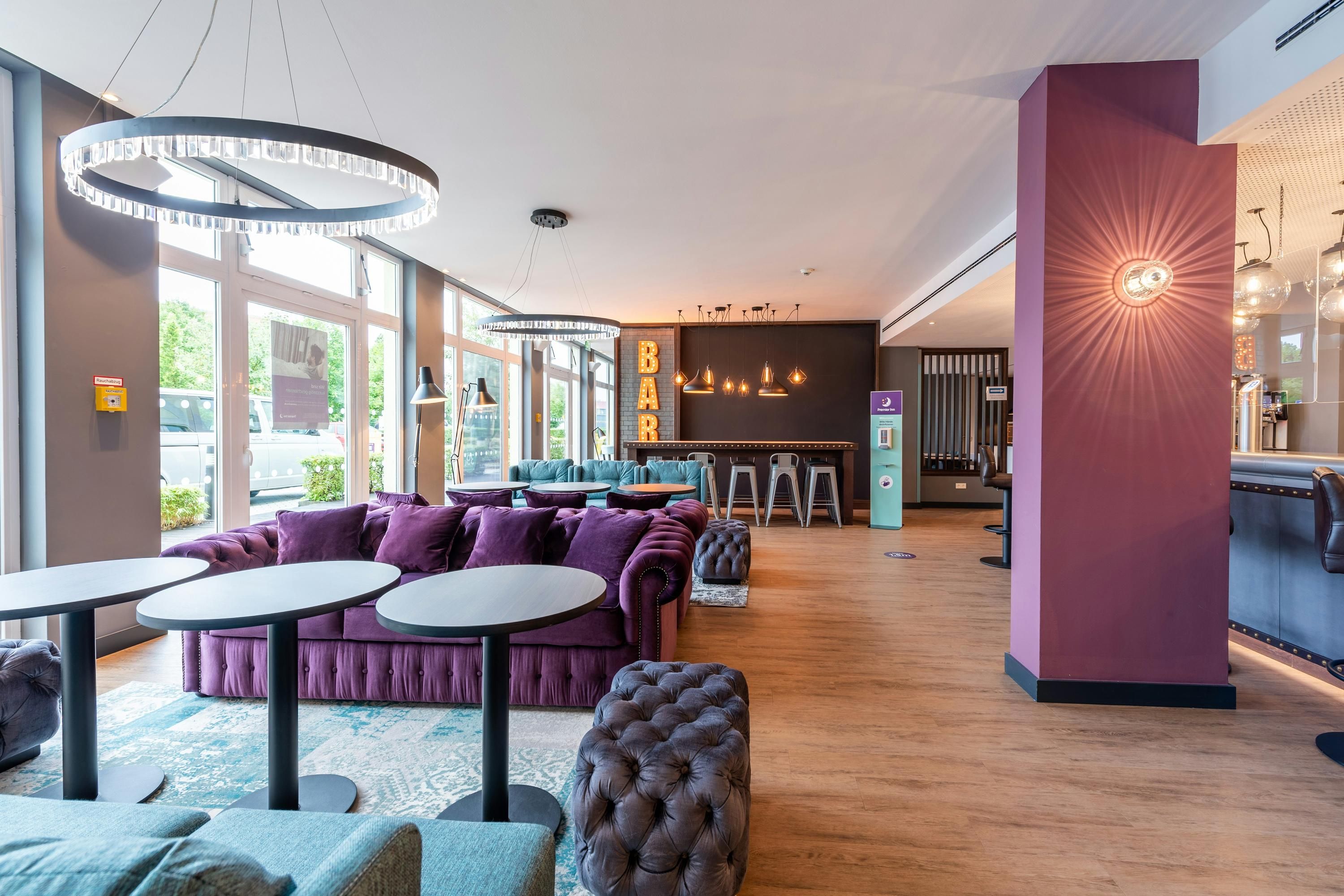 Premier Inn München Airport Ost - Oberding - Lobby