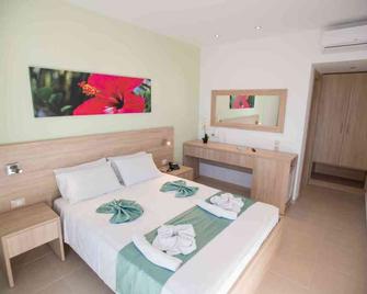 Meliton Hotel - Theologos - Habitación