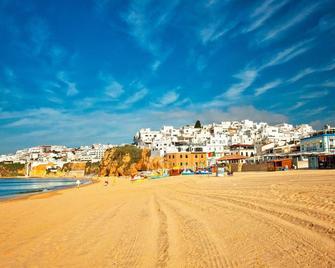 Beautiful villa for 4 people with A/C, WIFI and TV - Algoz - Playa