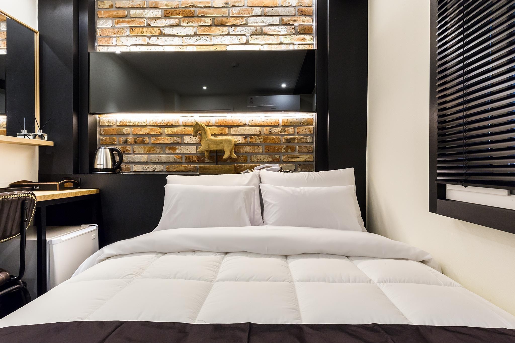 شينشون هوتل لودي - سيول - غرفة نوم