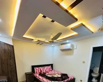 Moven Inn Hotel Islamabad - Islamabad - Chambre