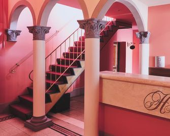 هوتل ٓي بورتيتسي - ارزّو - سلالم