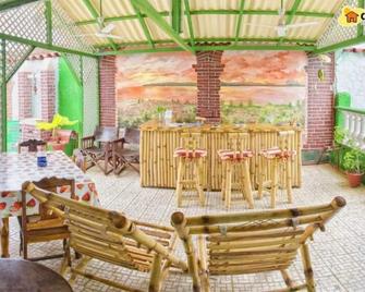Hostal Los Hermanos - Gibara - Patio