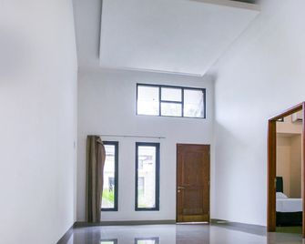 Hotel O Pasir Padi Inn Syariah - Pangkal Pinang - Gang