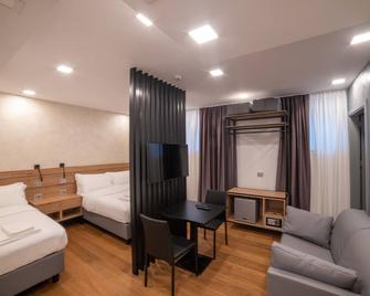 Grandi 32 Boutique Residence - Segrate - Ložnice