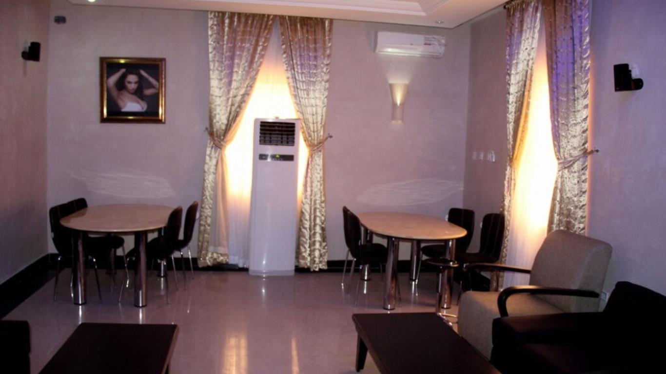 Residency Hotel Twin House