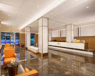 Jifeng International Hotel (Dalian Xianggong Street Metro Station And Xi'an Road Commercial Street) - Dalian - Lobby