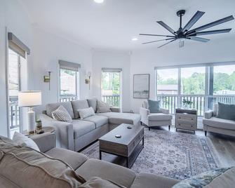 River North Sunsets Lake Martin - Alexander City - Living room