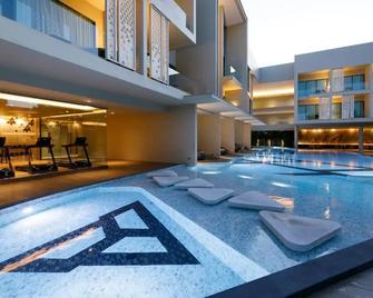 The Signature Hotel Airport - Hat Yai - Pool