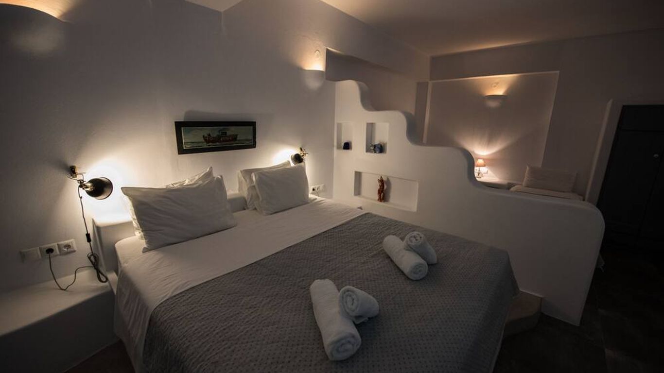 Ostria Studios & Apartments